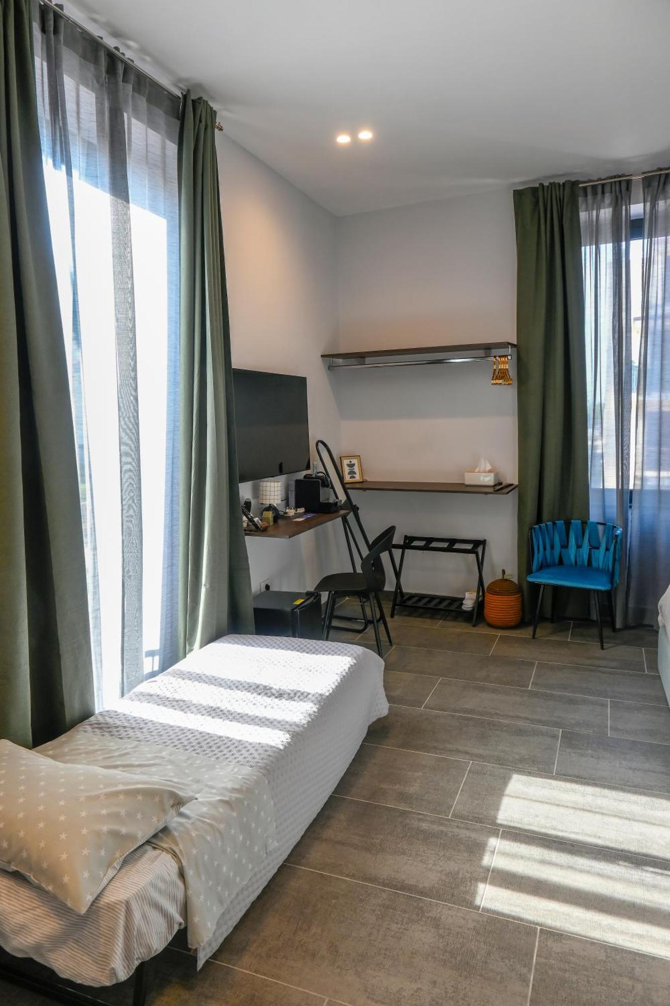 Hotel Zeta Boutique Caserta Esterno foto